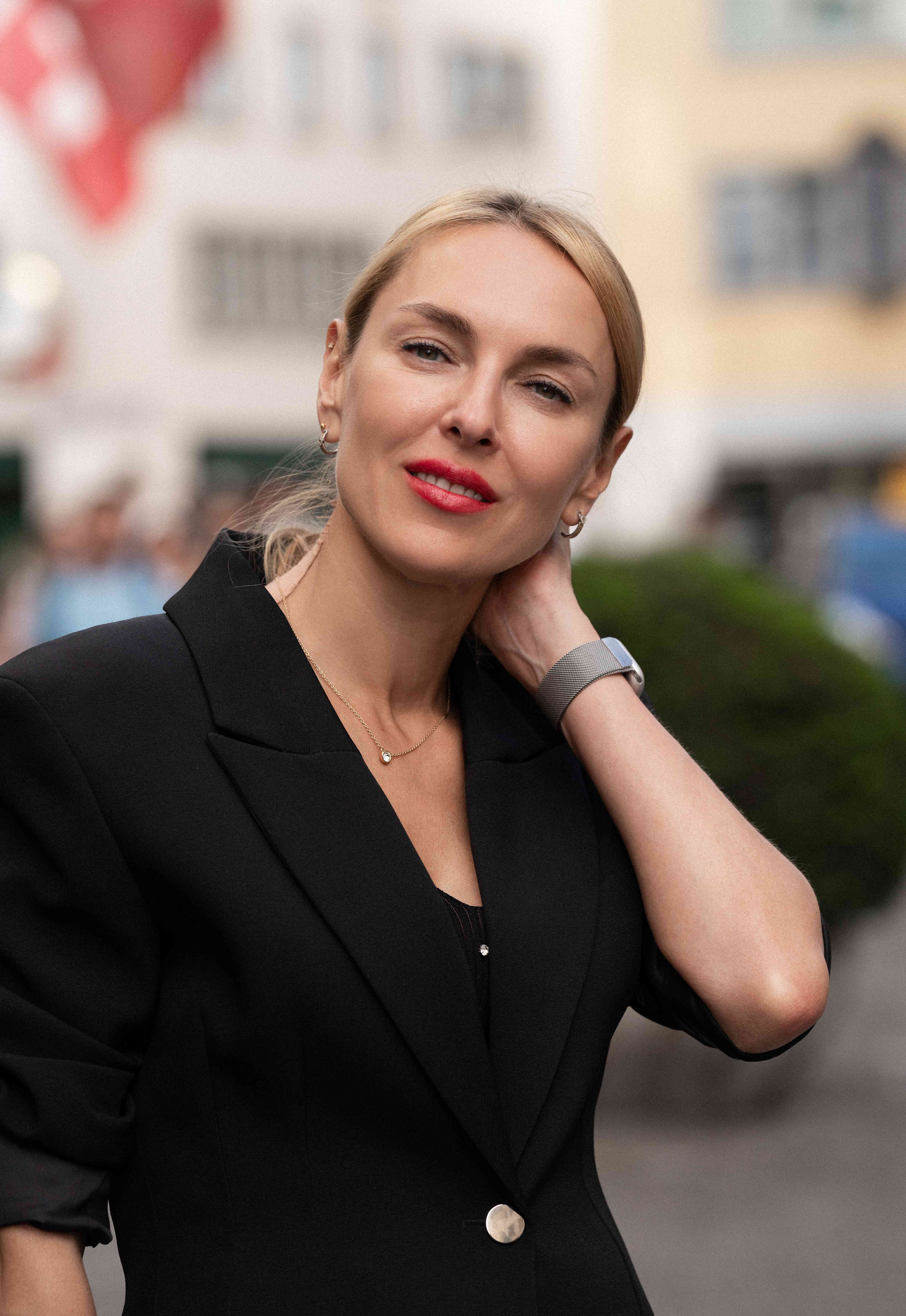 Алла Старицька — стиліст-колорист з понад 20-річним досвідом, власниця салону в Цюриху