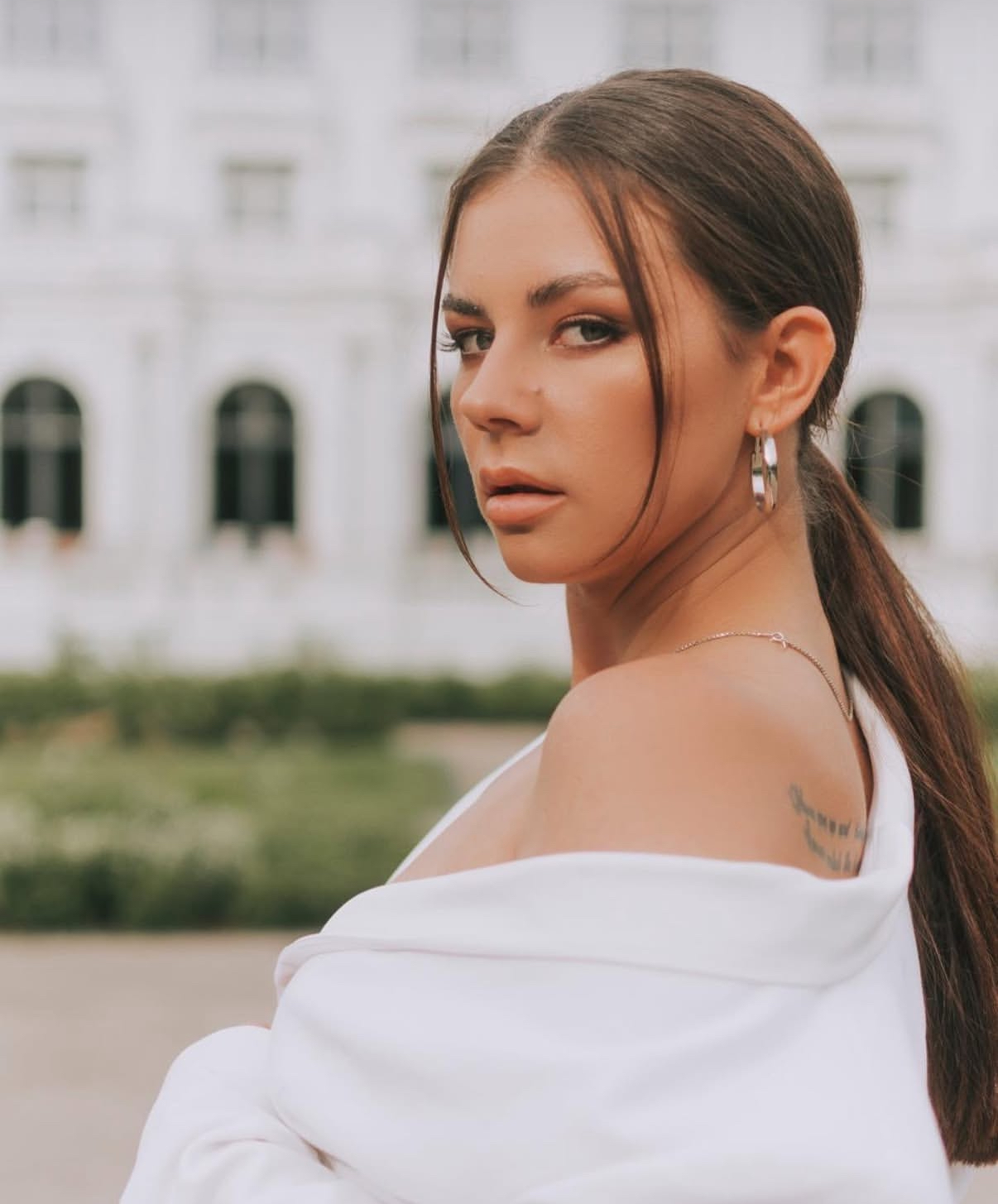 Світлана Тішевська — топовий майстер з нарощування волосся, власниця салону в Ризі